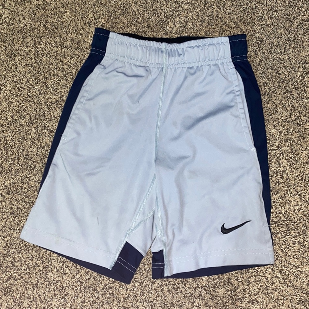 Nike YXS shorts